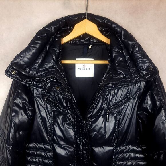 Moncler Ladies Magritte Black Diamond Quilted Down Puffer Jacket size 3 M/L - Picture 3 of 13